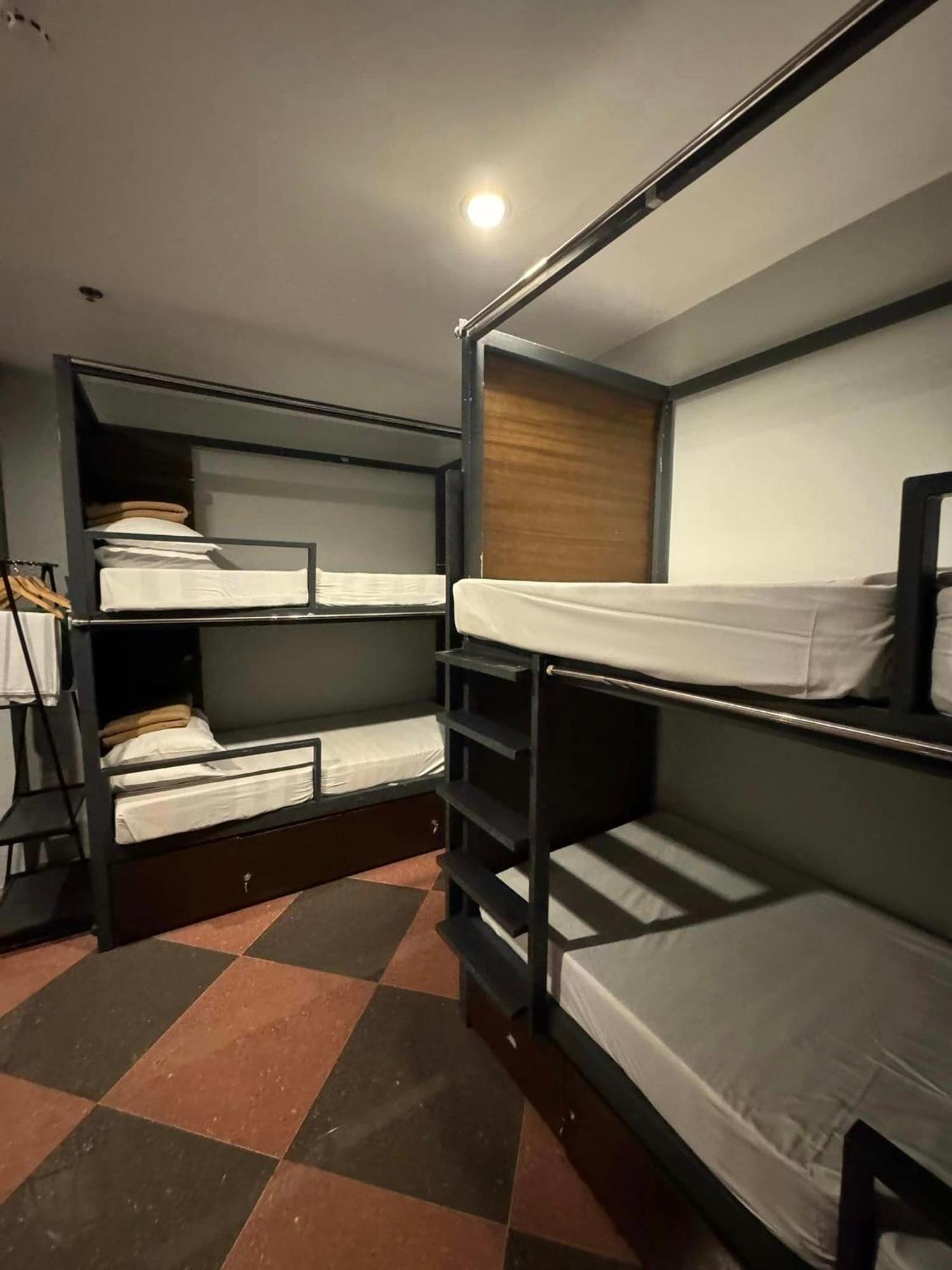 Hostel Cerca *